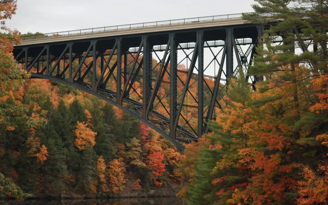 Man On a Bridge – Close Encounter on the French King Bridge